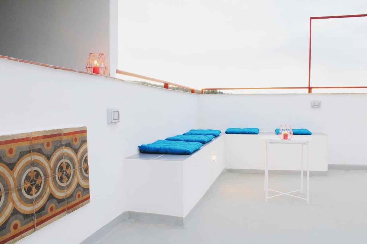 Duca D'Aosta Terrace, Skypool & Sauna アックエドルチ エクステリア 写真