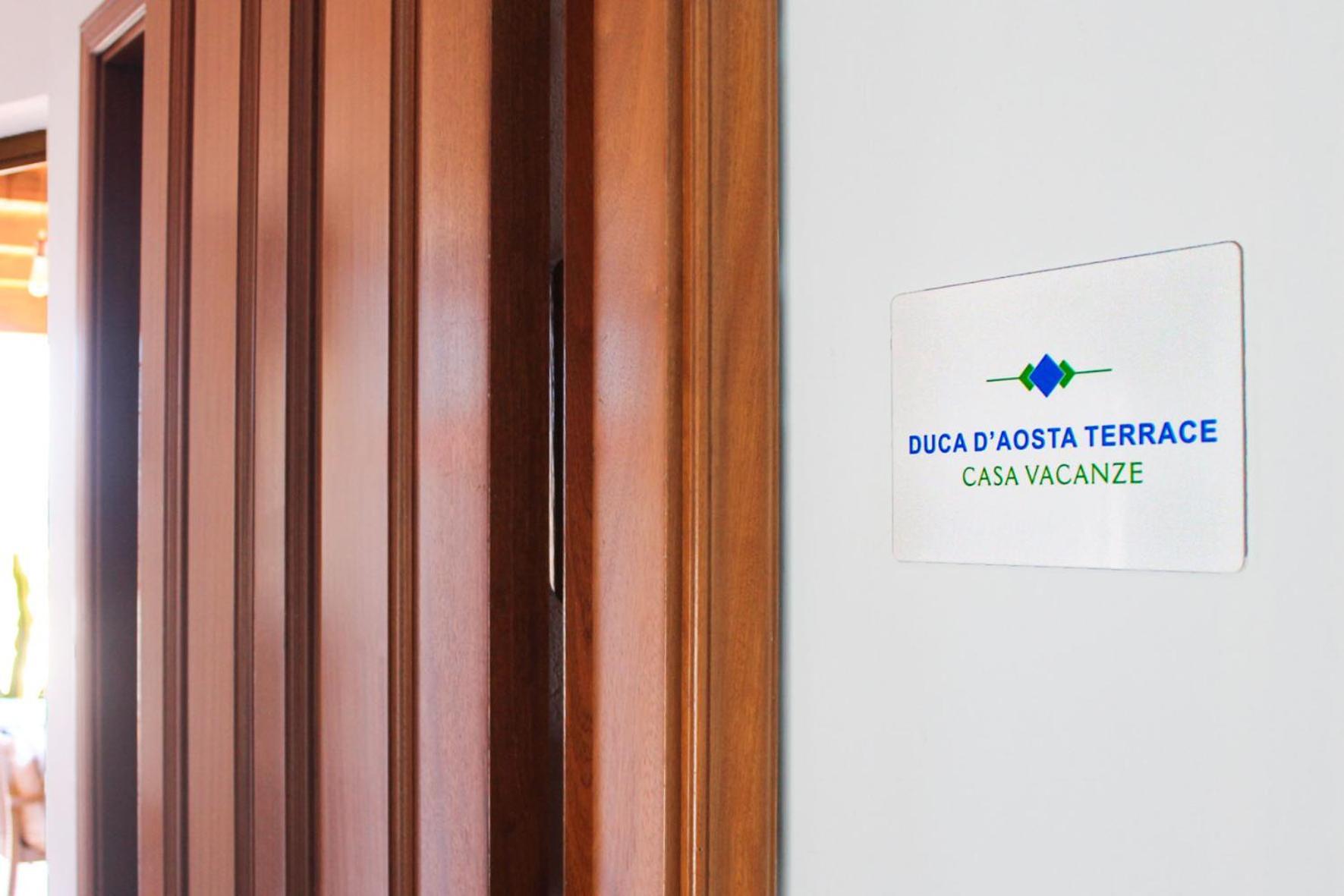 Duca D'Aosta Terrace, Skypool & Sauna アックエドルチ エクステリア 写真